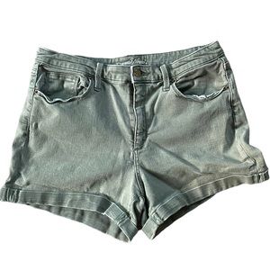 Sz. 14 Midi Shorts